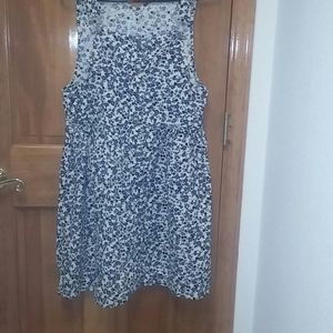 Size 16 overall dress blue small flower fabric